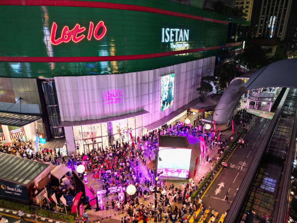 ASTRO PREMIER LEAGUE NEW SEASON VIEWING PARTY @ THE GIANT CUBE, LOT10